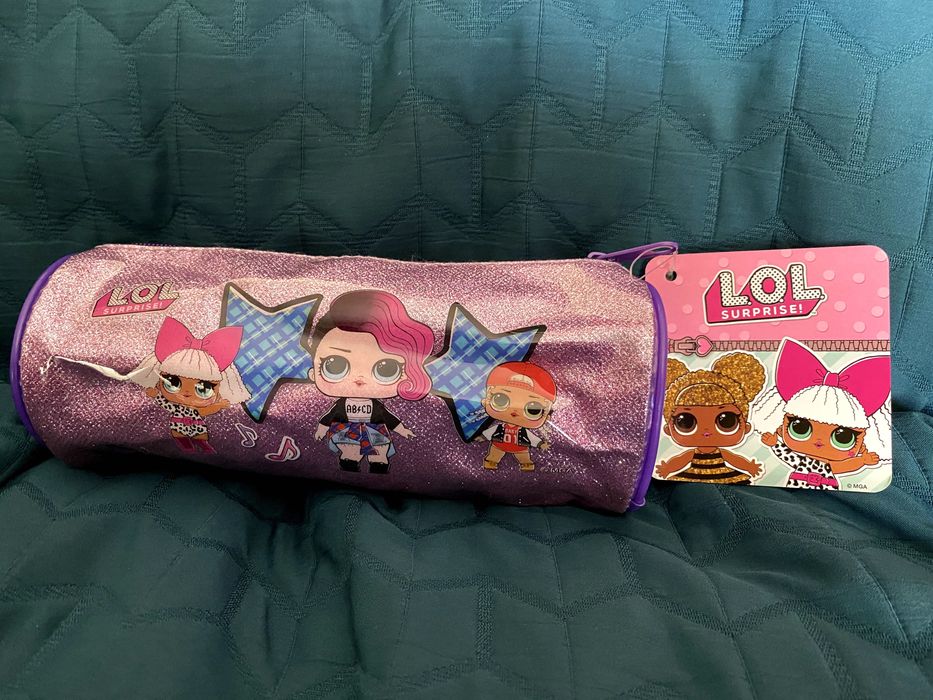 Estojos Escolares novos (vários modelos)