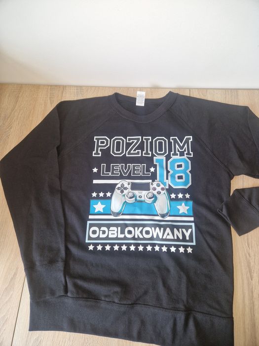 Bluza na 18stkę "level 18"