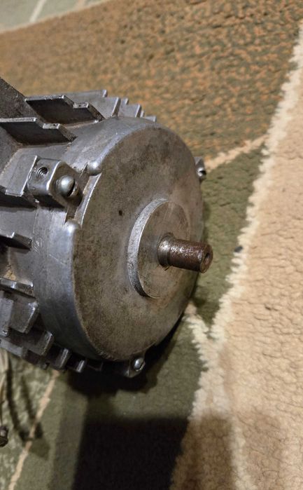 Электродвигатель