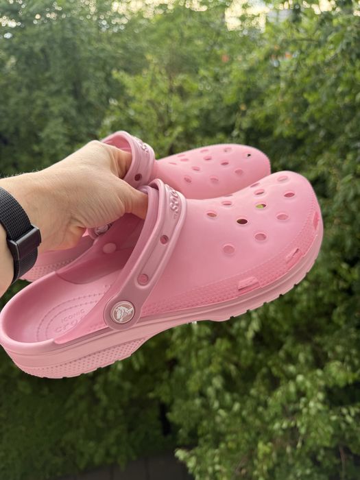 Жіночі крокси Crocs Classic Frosted Clog Rst 210928-6XX Розмір 42-43