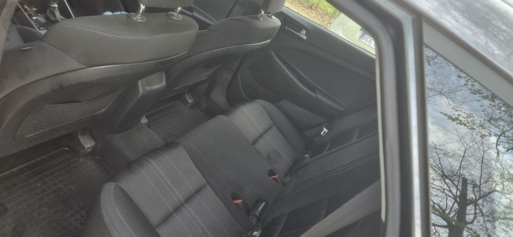Hyundai tucson 2015r 1.7d 236tys km Salon Polska