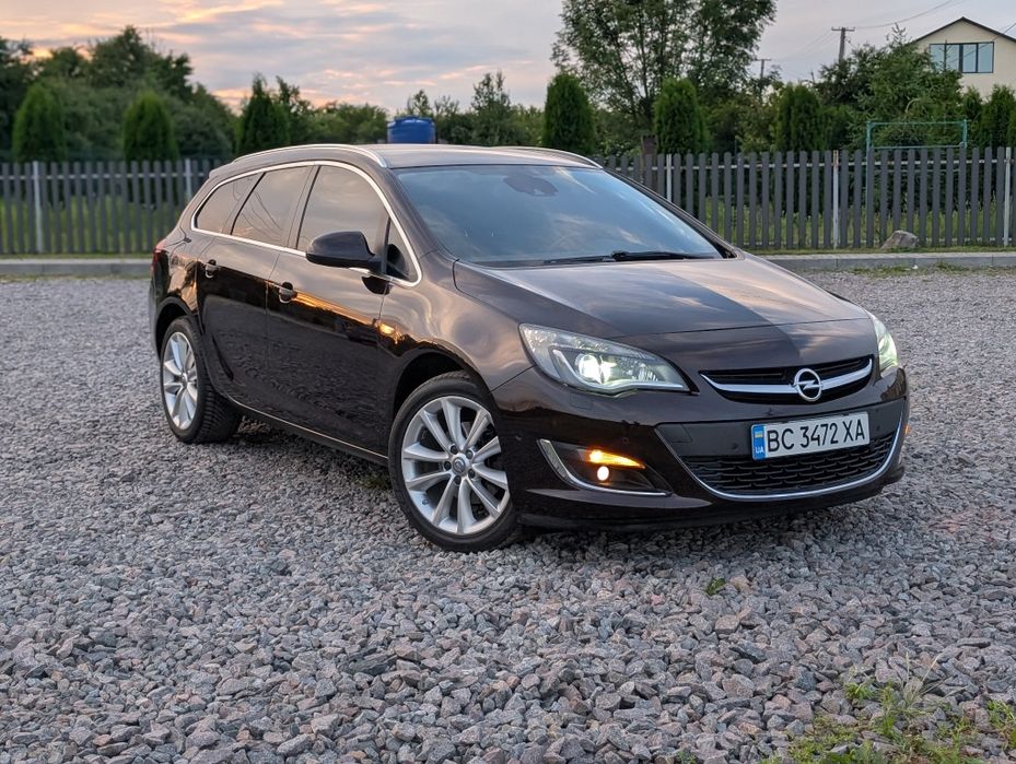 Opel Astra J 2014 1.6 дизель ! МАКСИМАЛЬНА КОМПЛЕКТАЦІЯ !