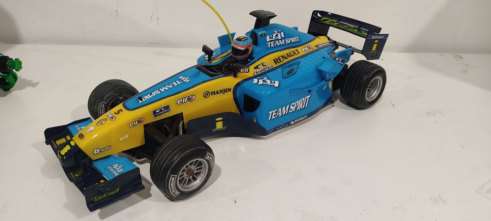 Carro telecomandado a gasolina formula 1 novo