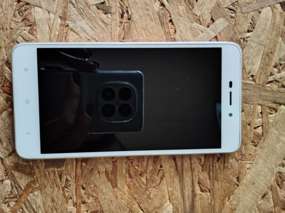 Продам Xiaomi Redmi 4a в доброму стані.