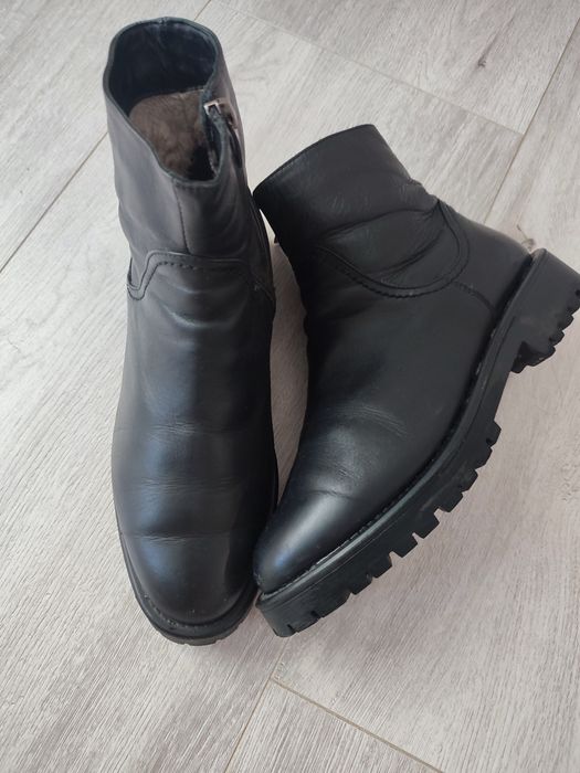 Жіночі черевики шкіра