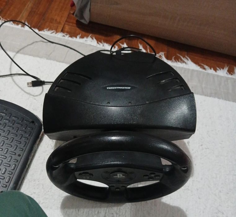 Conjunto Volante e Pedais PS3/PS4