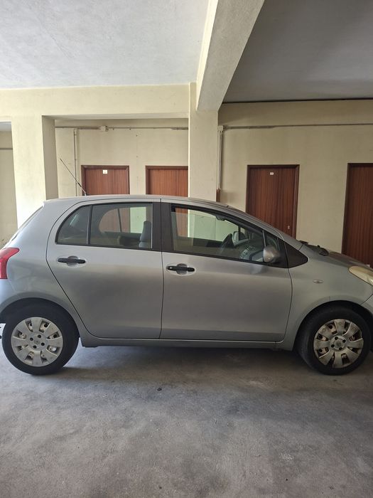 Toyota Yaris 1.0 foto 4