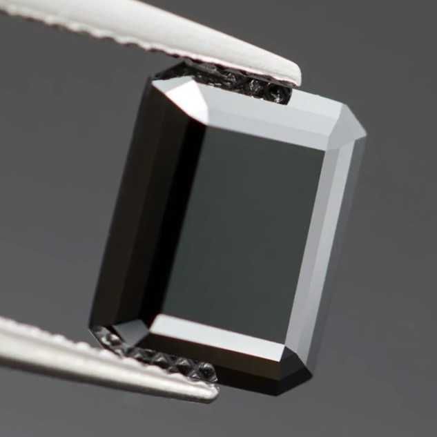 Diament Moissanit Szmaragd 3mmx5mm-0.4CT VVS1-D