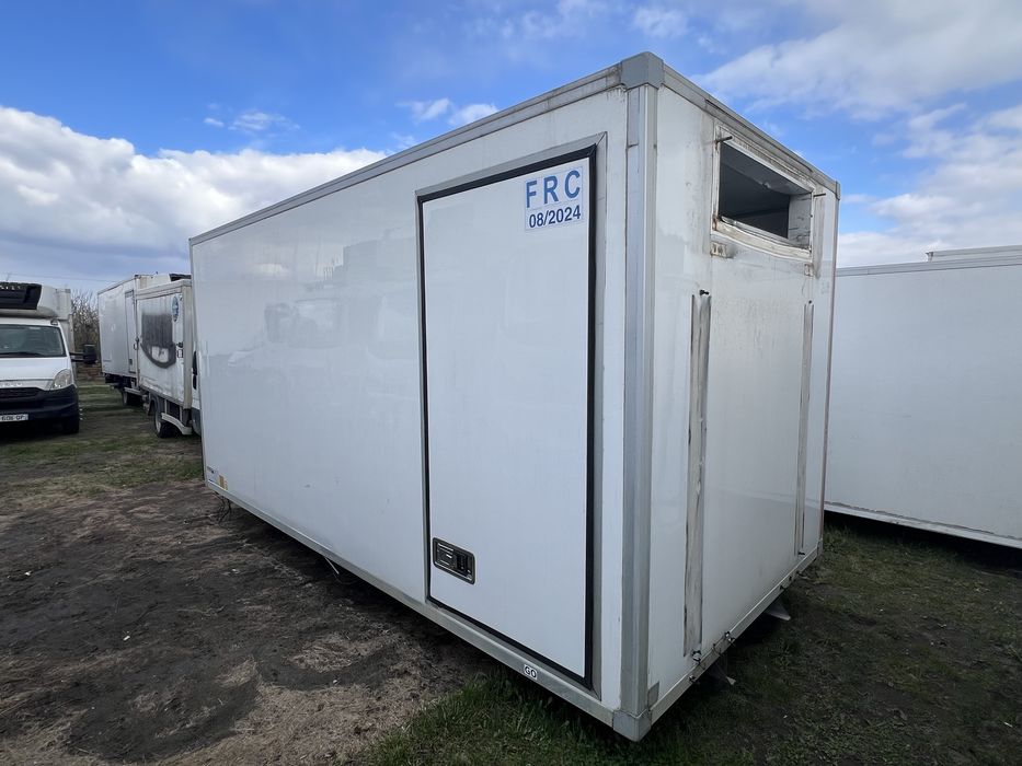 Kontener izoterma Lecapetanie (209)