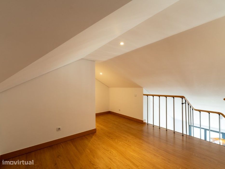 Apartamento T1+2 para arrendamento sem móveis, em condomínio privad...