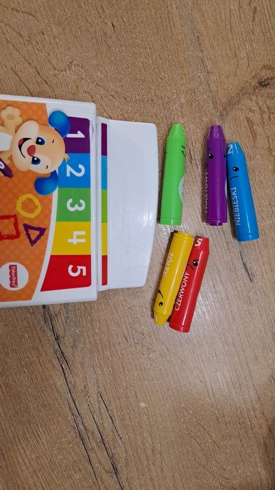 Fisher price kredki uczące