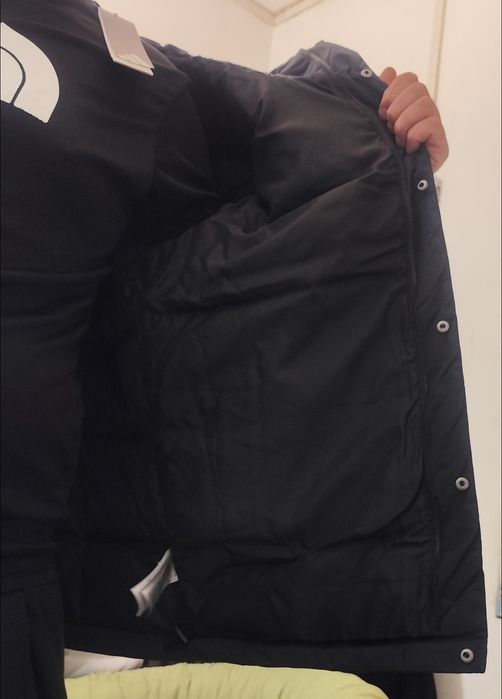 Продам куртку Adidas