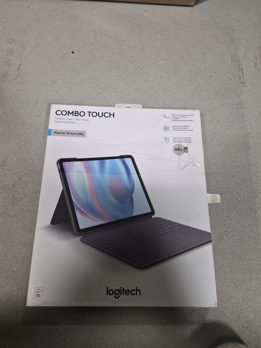 Logitech Combo Touch