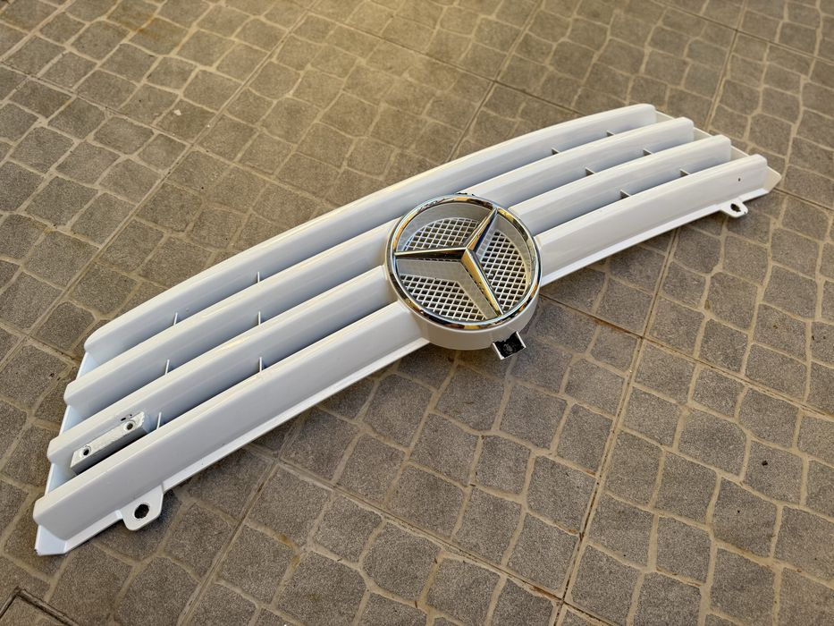 Grelha Mercedes Sprinter