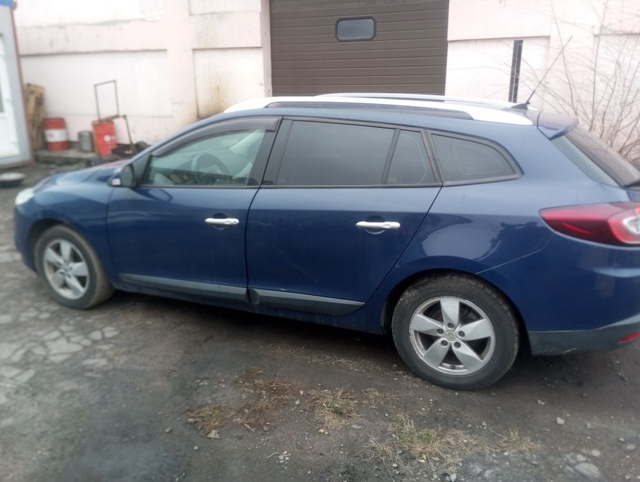 Продам Рено Меган 3 2011