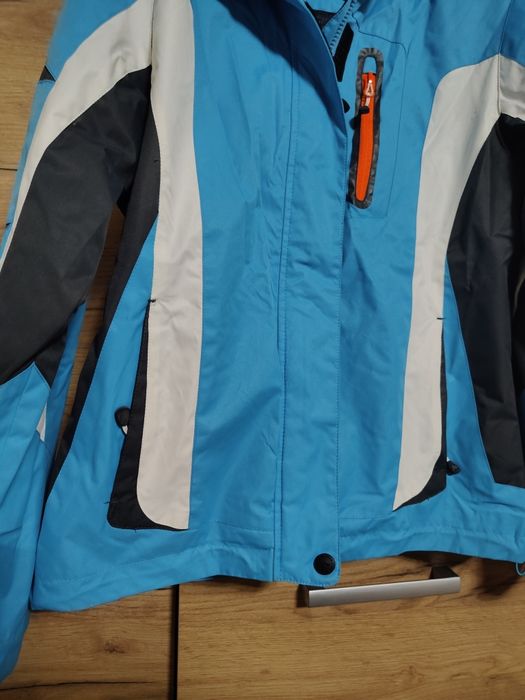 Kurtka damska wiatrówka