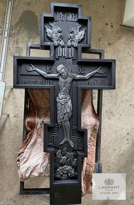 Памʼятники, меморіальні комплекси, скульптури від виробника