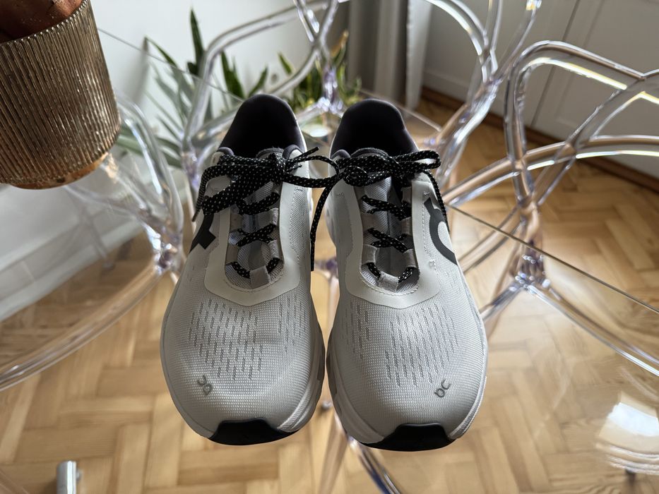 Tenis On Cloud mulher