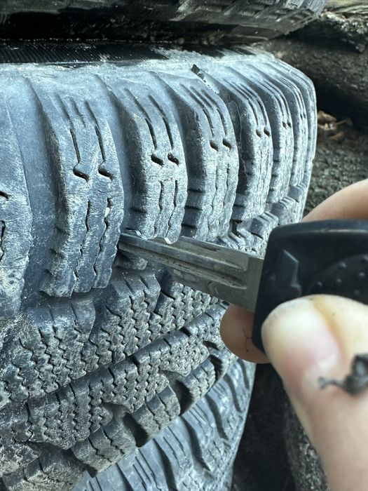 Продам Шины R13 с дисками
