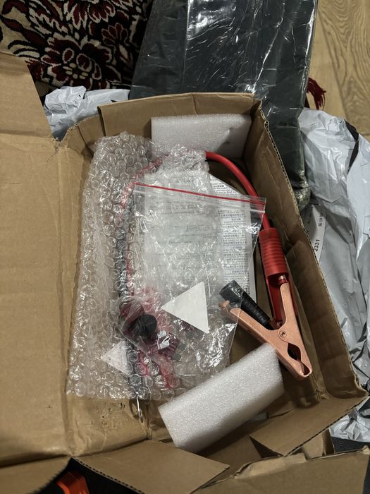 Продам инвертор 24в-220в 3000W