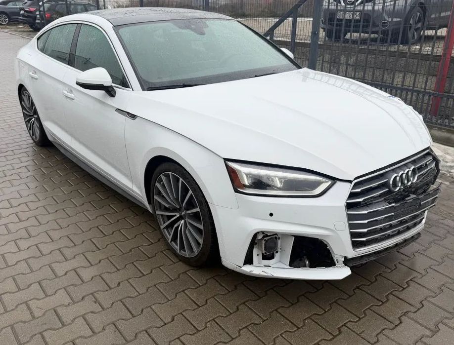Audi A5 Sportback 2018 Audi A5 Prestige quattro 2.0 tfsi Navi Virtual kamery 360 sline