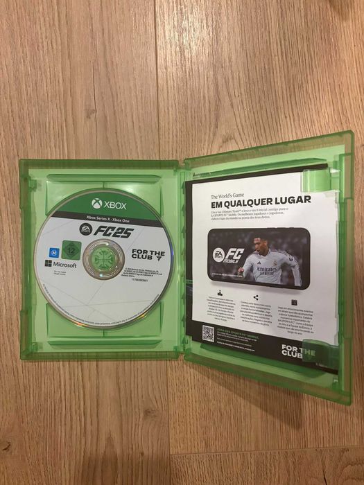 EA Sports FC 25 (Xbox Series X / Xbox One) - Excelente Estado