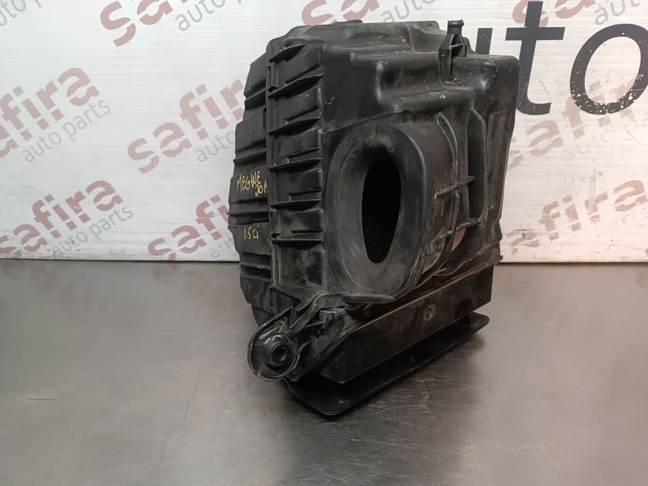 Caixa Filtro ar RENAULT MEGANE III Coupé 1.5 dCi (DZ09, DZ0D, DZ1F, DZ1G, DZ14, DZ29) (81 kW / 110 cv) [02.2009 - 08.2015] - 8200947663