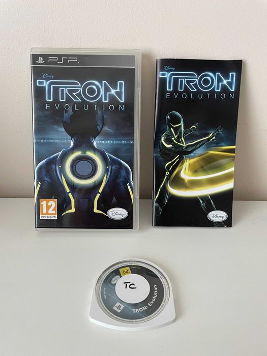 Tron: Evolution - (PSP Essentials) - Completo & Testado