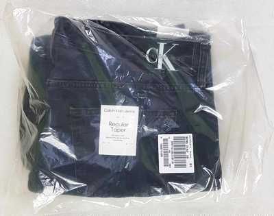 Męskie jeansy Calvin Klein Jeans - Regular J30J322406 czarne - W38/L32