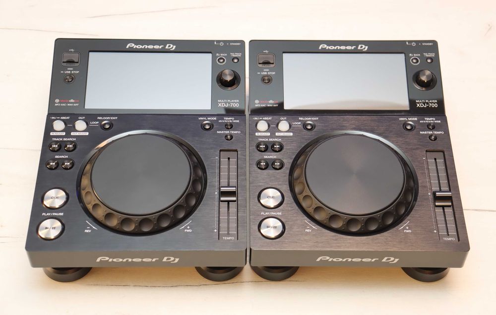 Pioneer DJ XDJ-700 ケース付き Pioneer DJ XDJ-700 | Teufel