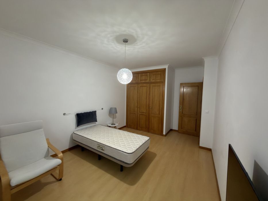 Quarto com casa de banho com uso exclusivo