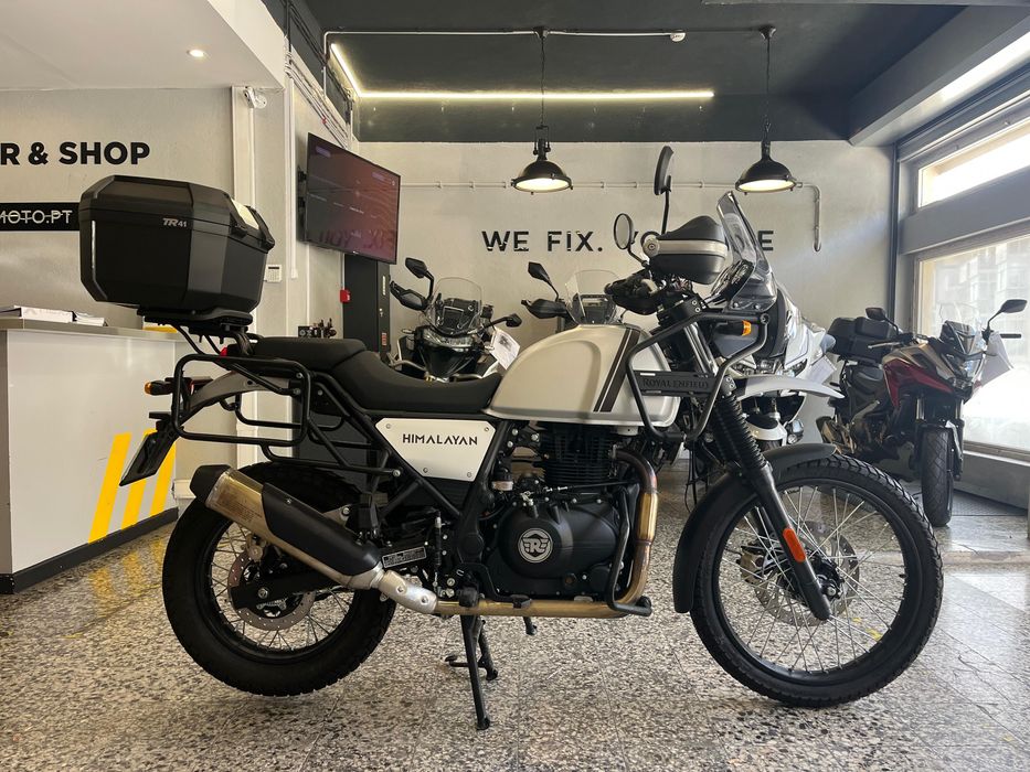 Royal Enfield Himalayan 411  de 2023 em estado "Novo" (738 Kms)