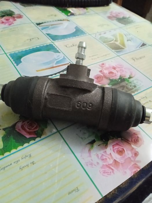 Продам задній тормозний циліндр від Фольксваген т-4. Стан новий