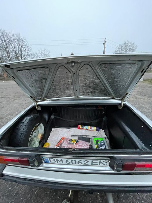 Продаєтьця ваз 2106