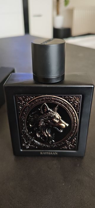 Rayhaan Wolf kilka pśikniec