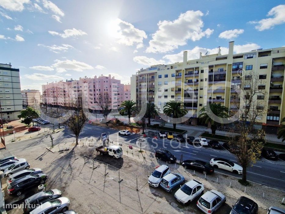 Apartamento T3, Bairro do Liceu, Setúbal