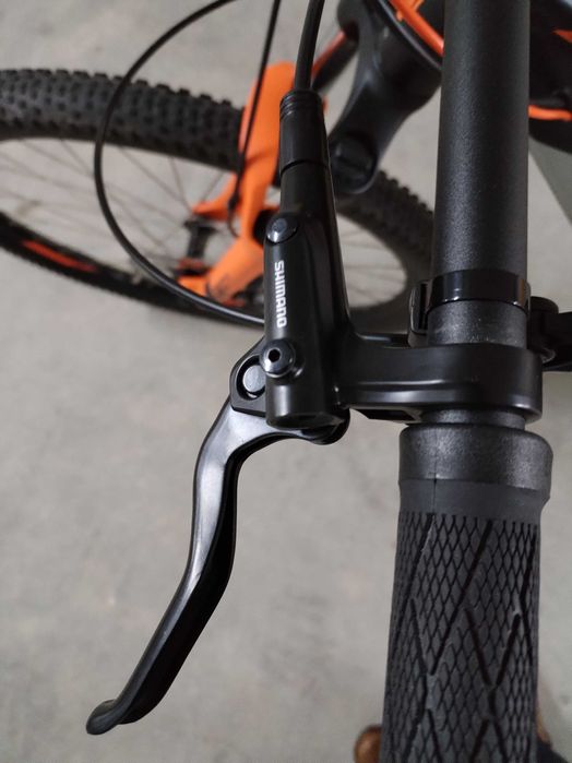 Bicicleta montanha KTM
