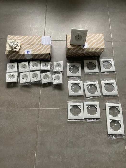 Tomadas e espelhos EFAPEL LORUS 90  NOVO