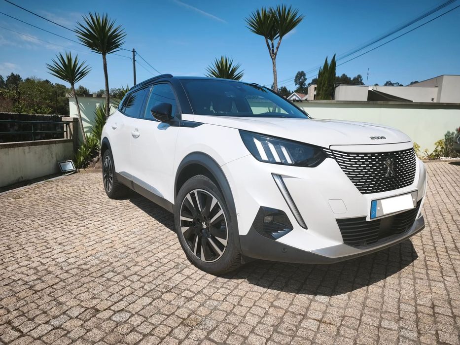 Peugeot e-2008 50 kWh GT
