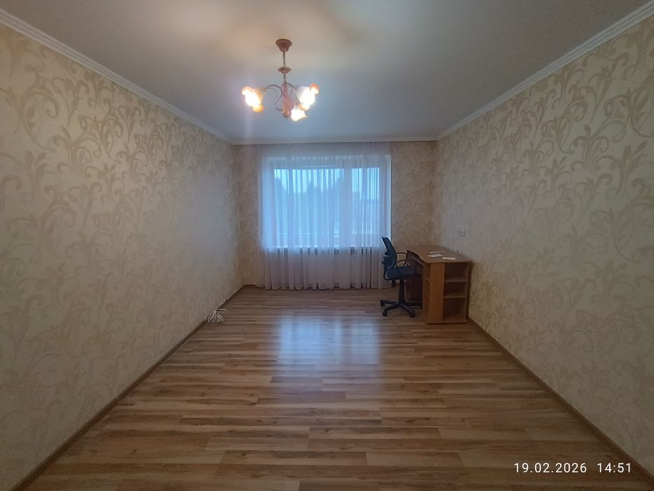 Продаж 3 кімн  Квартири ГАРНИЙ стан