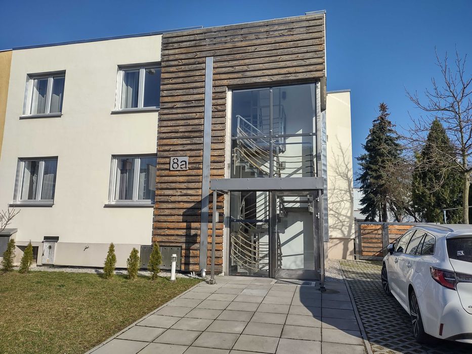 Sprzedam dom na Bielanach