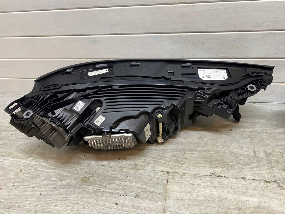 BMW iX i20 Фари  передні лазер