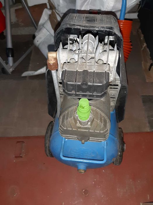 Sprężarka kompresor powietrza Tool - Air 494