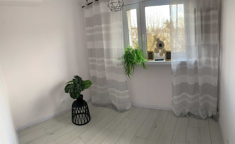 1 PIĘTRO 3 pokoje z Aneksem Balkon Manufaktura .