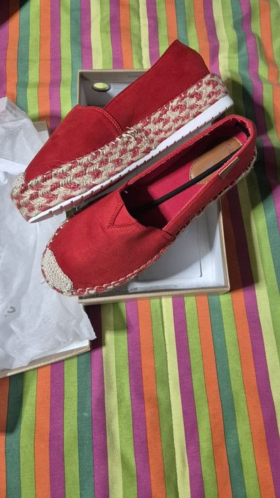Alpercatas vermelhas 40