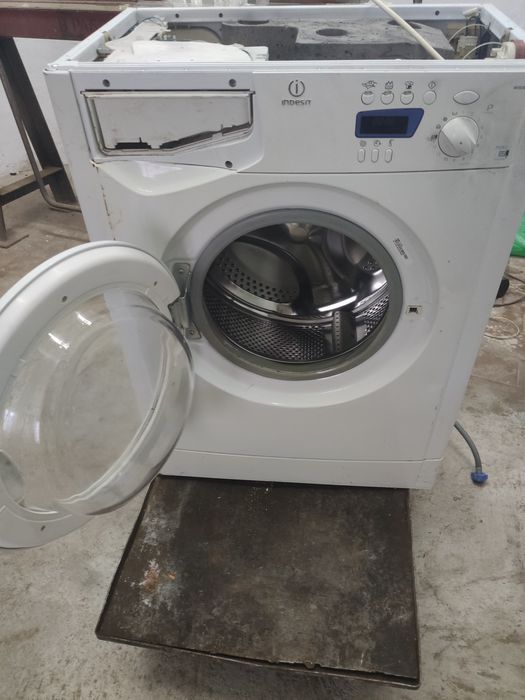 Стиральная машина indesit wise8
