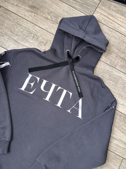 Удлиненное женское худи на флисе от Vika Adamskaya