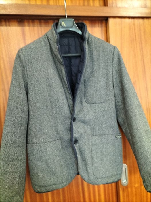 Casaco marca Scotch, dupla face