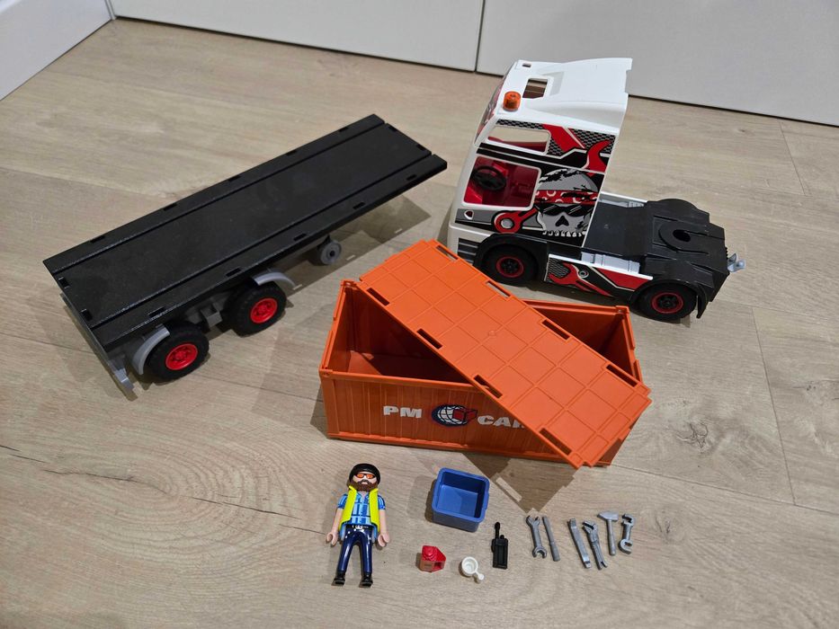 Playmobil 70771 Samochód ciężarowy z przyczepą