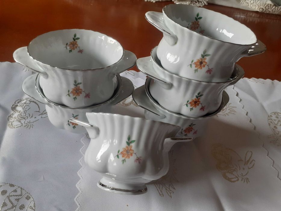 Sliczny unikalny kpl 6 sztuk bulionowek Chodziez prl stan bdb 10/14/7